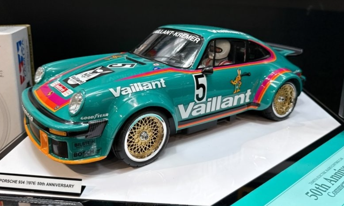 🏁 TAMIYA PORSCHE 934 VAILLANT-KREMER – 50TH ANNIVERSARY